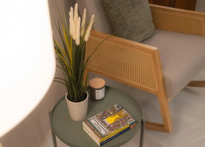 Abi's Shelter Apartment *